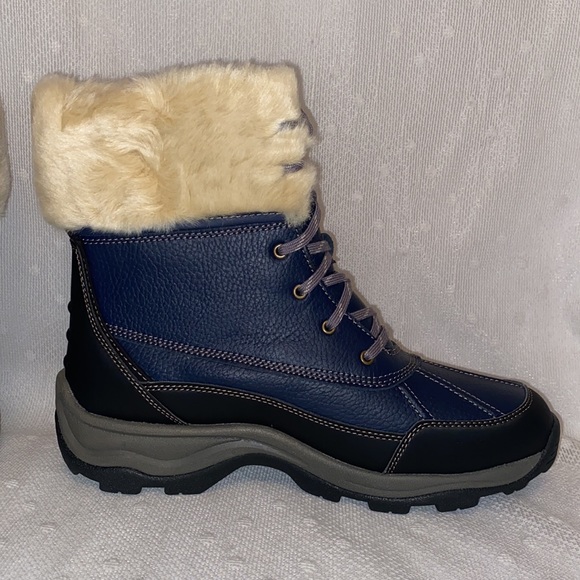 *SOLD*🆕Clarks Womens Mazlyn Arctic Boots - Picture 4 of 10